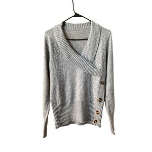 SHEIN Sweater NEW! Women’s size M. V-neck.‎